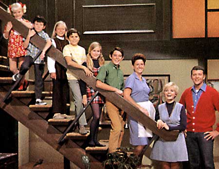 brady_bunch_onstairs_s.jpg