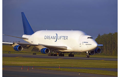 0dreamlifter02.jpg