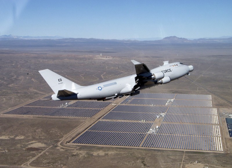 yal-1a_airborne-laser_041213-f-0000p-009.jpg