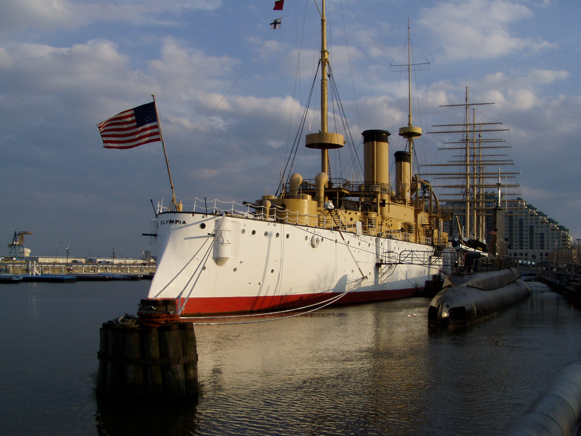 USS_Olympia.jpg