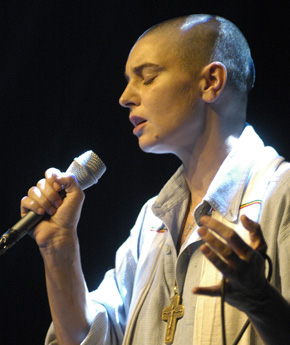 sinead-live3-mees-1105.jpg