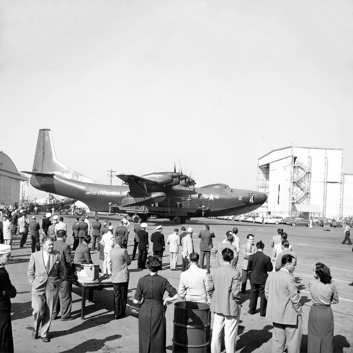 www.airspacemag.com